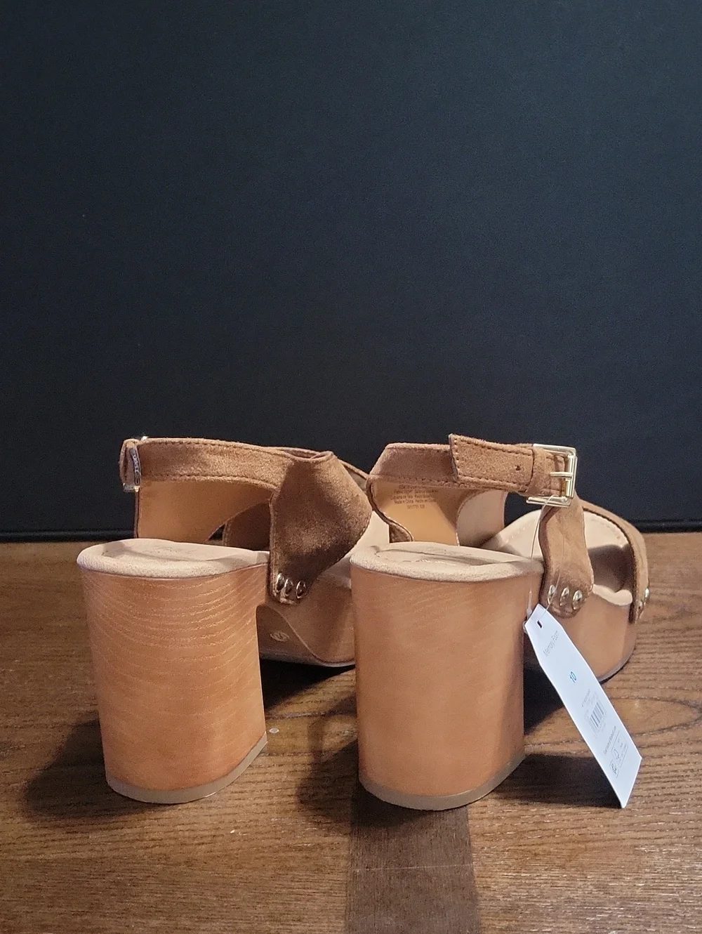 Women’s Tan Suede Platform Sandals with Ankle Strap.  T17
